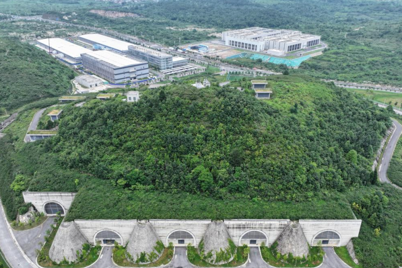 腾讯贵安七星数据中心。新华社图 腾讯贵安七星数据中心。新华社图