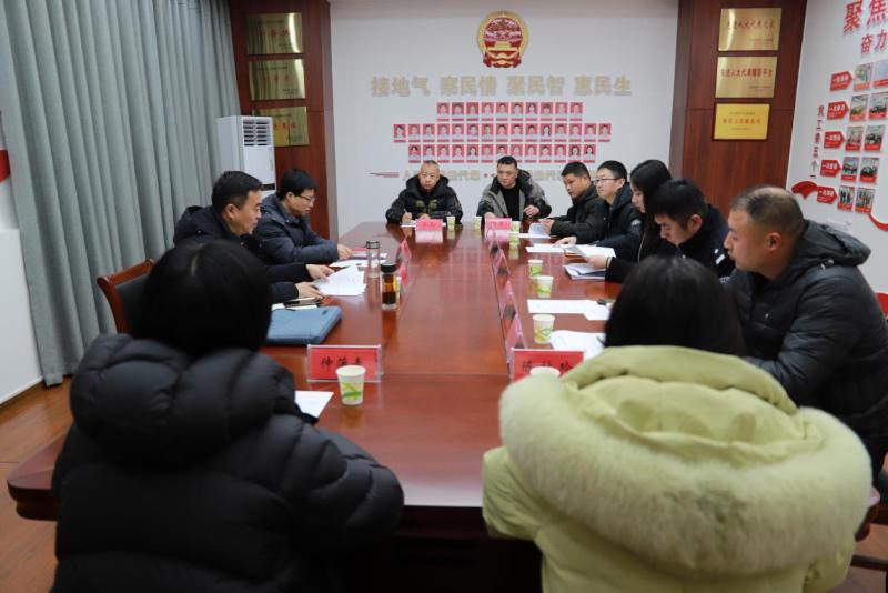海州区人大深入调研基层治理工作，推动社会治理现代化