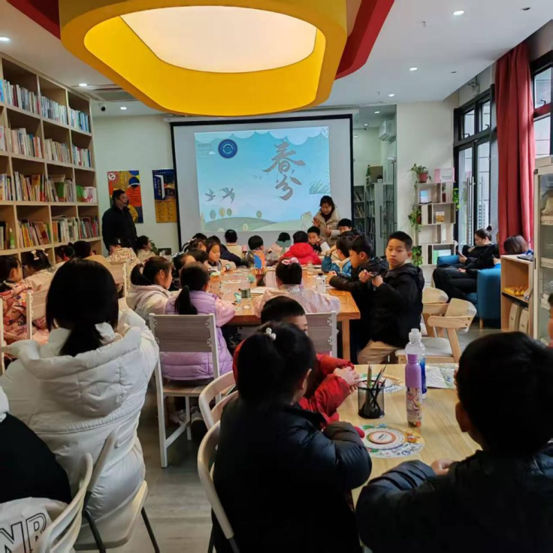 崇川经济开发区：春分遇好书，阅享知时节